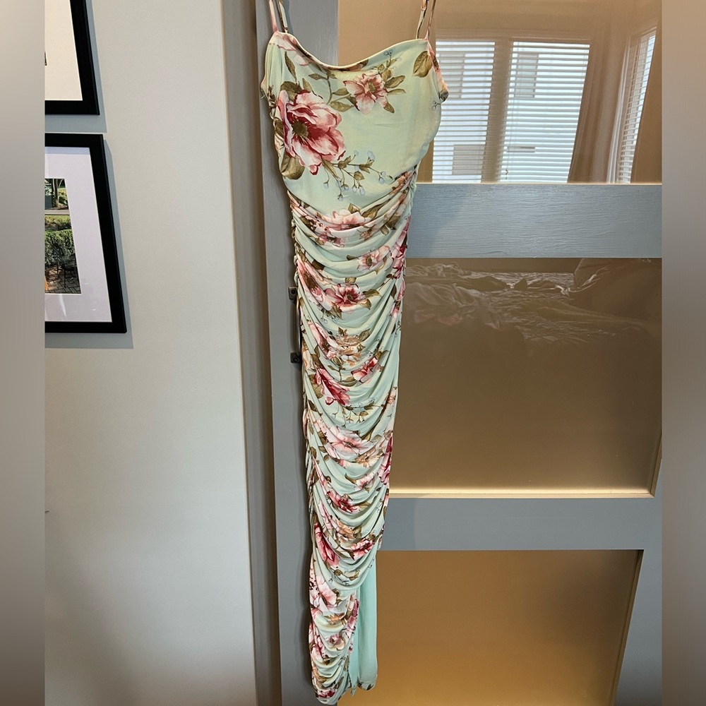 Privy size XS floral maxi dress